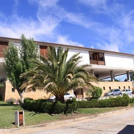 Lam Fortaleza De ألميدا