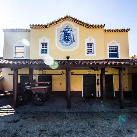 Lam Fortaleza De ألميدا